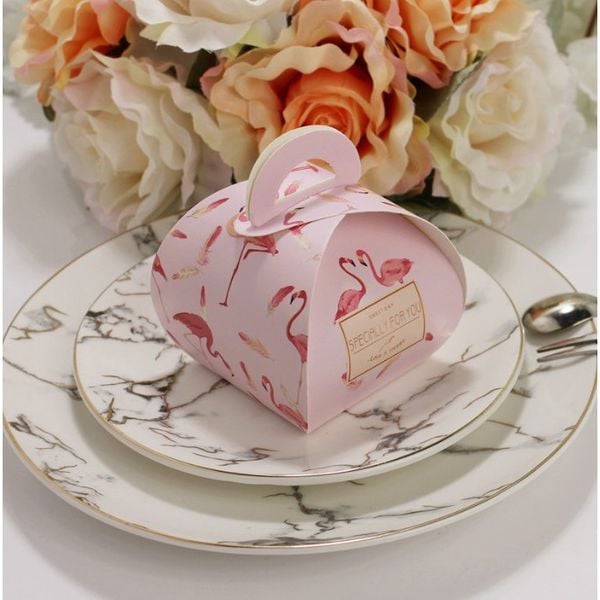 Vỏ hộp bánh cưới hình vòm - vỏ hộp bánh cưới ,vỏ hộp trà cưới, hoạ tiết hoa -vỏ hộp trang trí tráp cưới hỏi  (Không Dây)