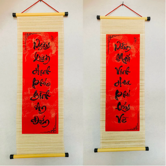 Cặp mành tre câu đối đỏ viết chữ Thư Pháp - Mành tre câu đối đỏ Decor trang trí Tết