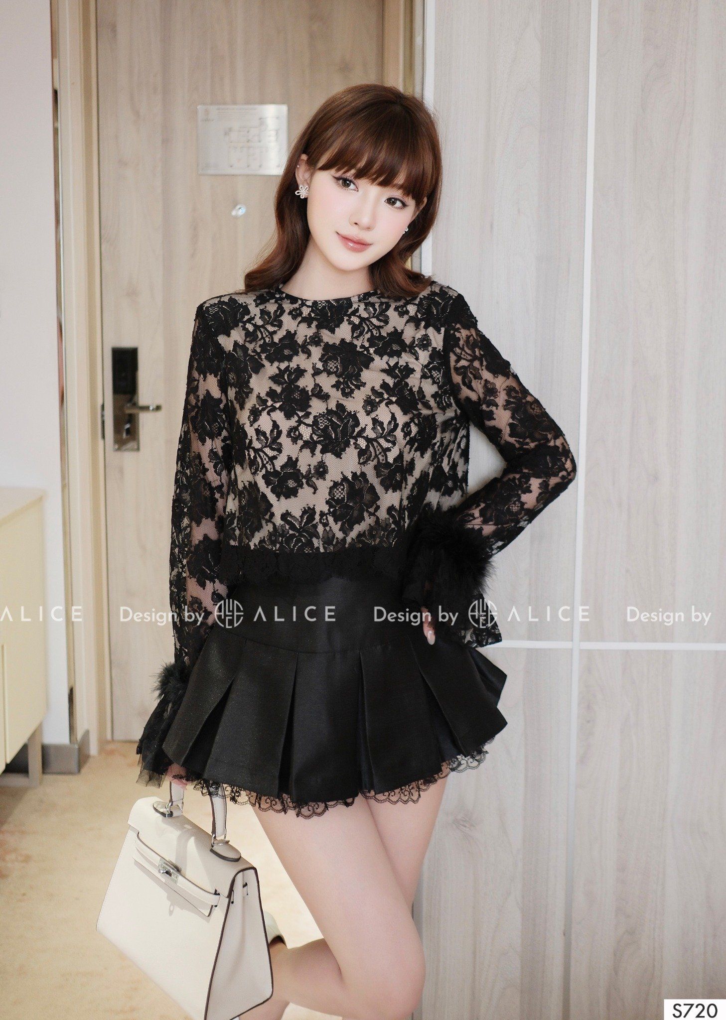  Set Váy Áo Ren Tay Phối Lông Vũ S720 