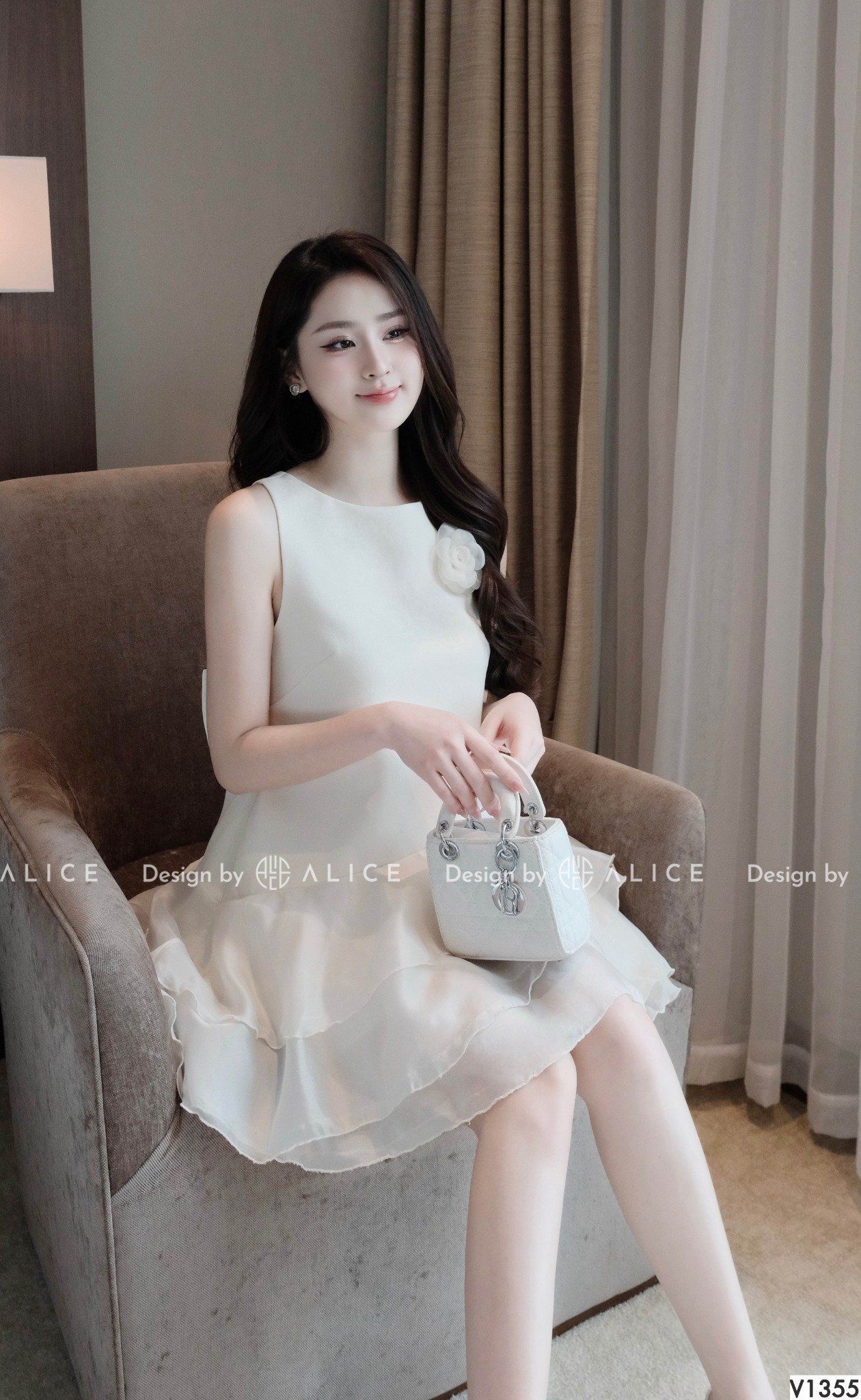  Váy Chất Chéo Rubi Phối Tơ Óng Hàn Kèm Hoa V1355 