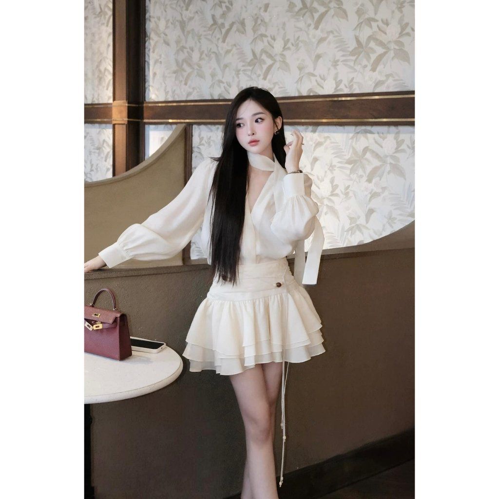  Set Áo Tơ Cổ V Đáp Chéo S682 