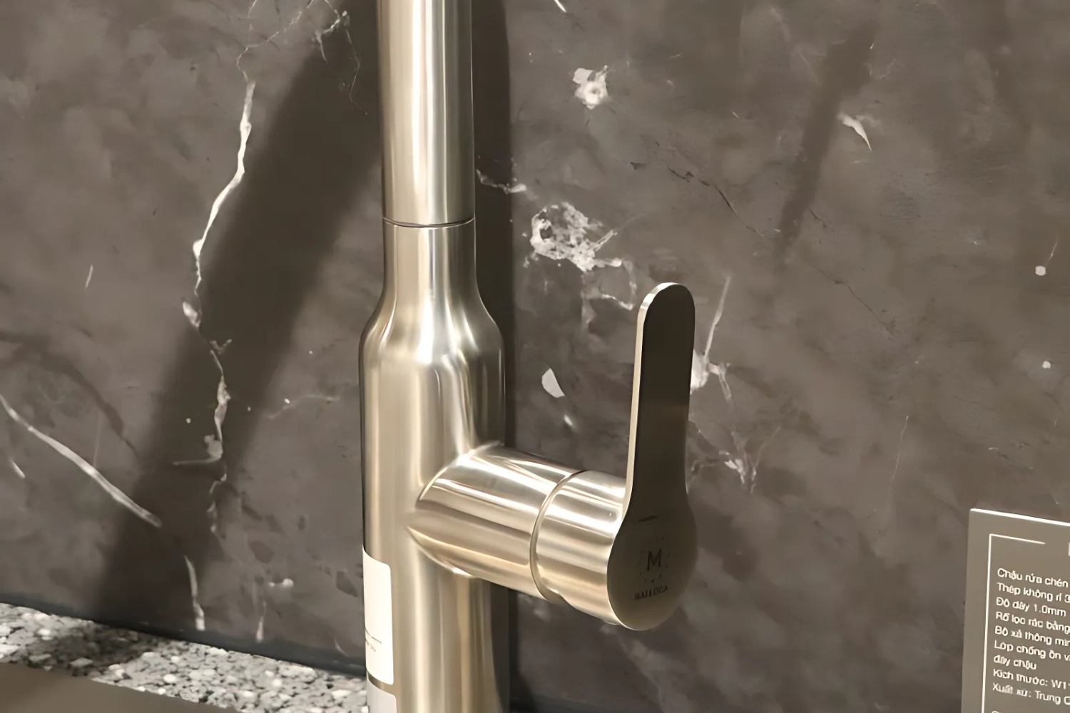 Vòi Rửa Bát Nóng Lạnh Dây Rút Malloca K046-SS | Inox 304