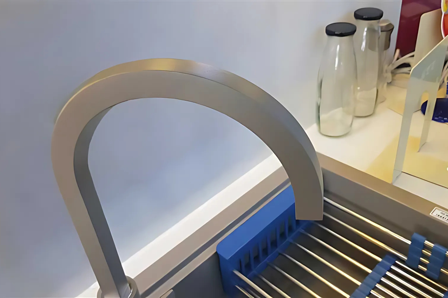 Vòi Rửa Bát Nóng Lạnh Malloca MF-043 | Đồng Thau Sơn Giả Đá, Màu Đất