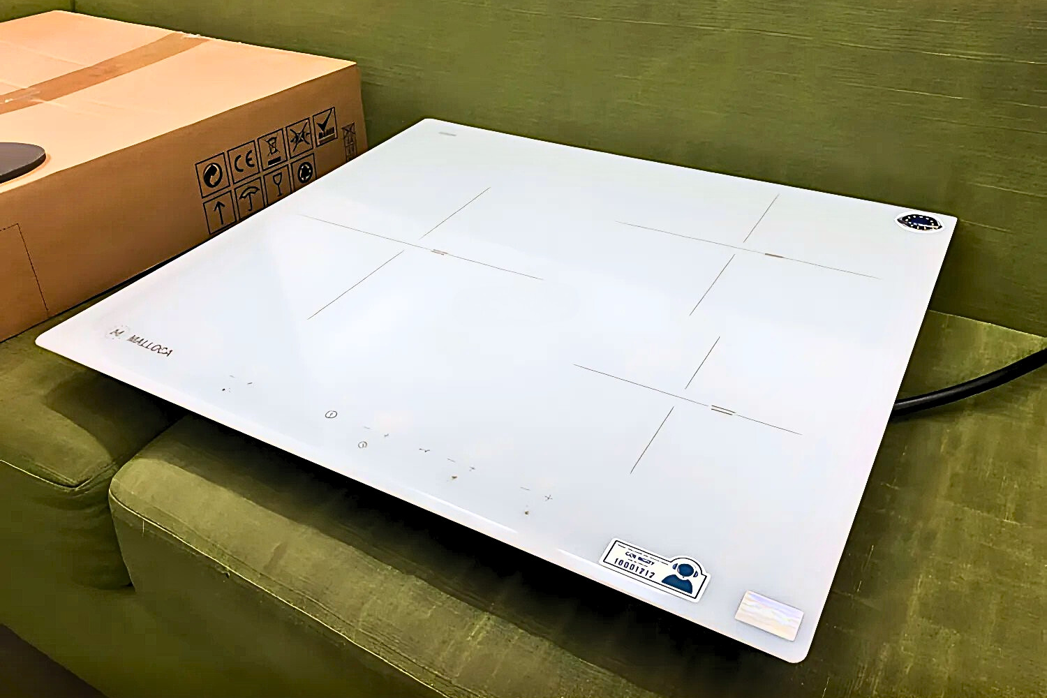 Bếp từ Malloca MI 593 WN