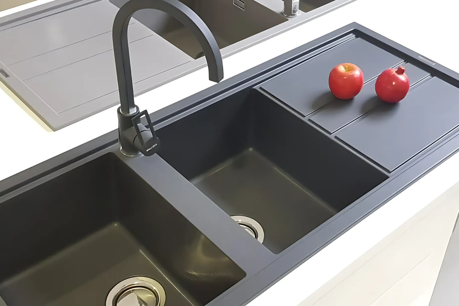 Chậu Rửa Bát 2 Hố Bằng Đá Granite Malloca NERO K-50040 | Màu Đen