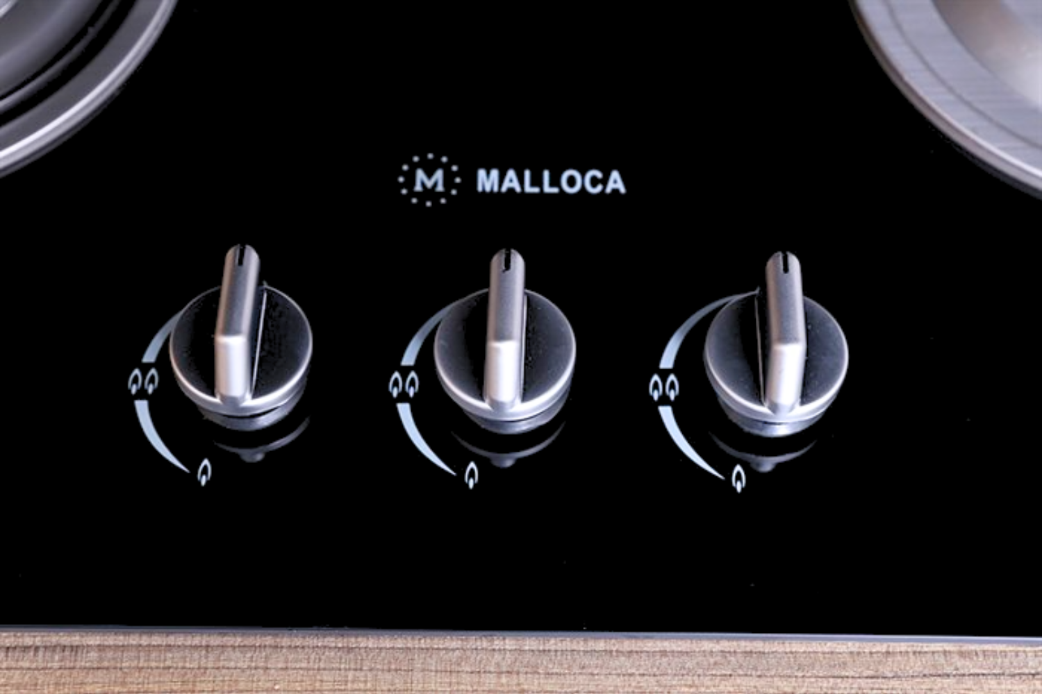 Bếp Gas Malloca GHG 733B - Bếp Âm 03 Vùng Nấu