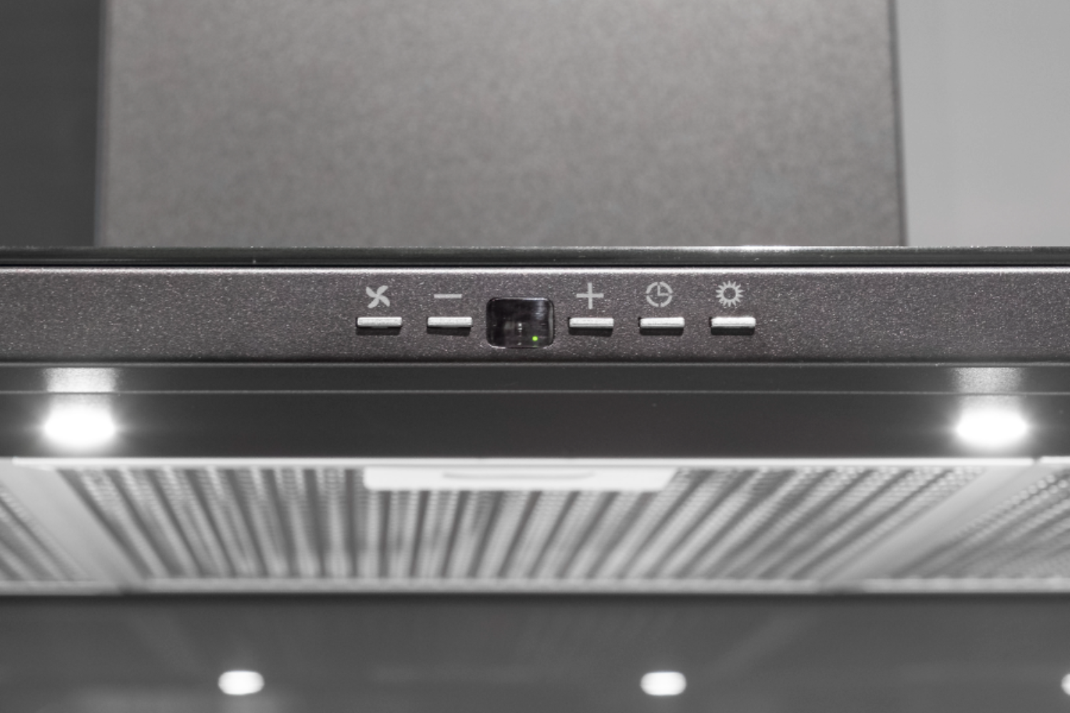 Máy hút mùi áp tường Malloca SLIM K1522