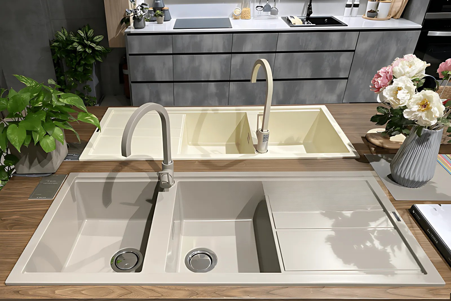 Chậu Rửa Bát 2 Hố Bằng Đá Granite Malloca TORTORA K-50043