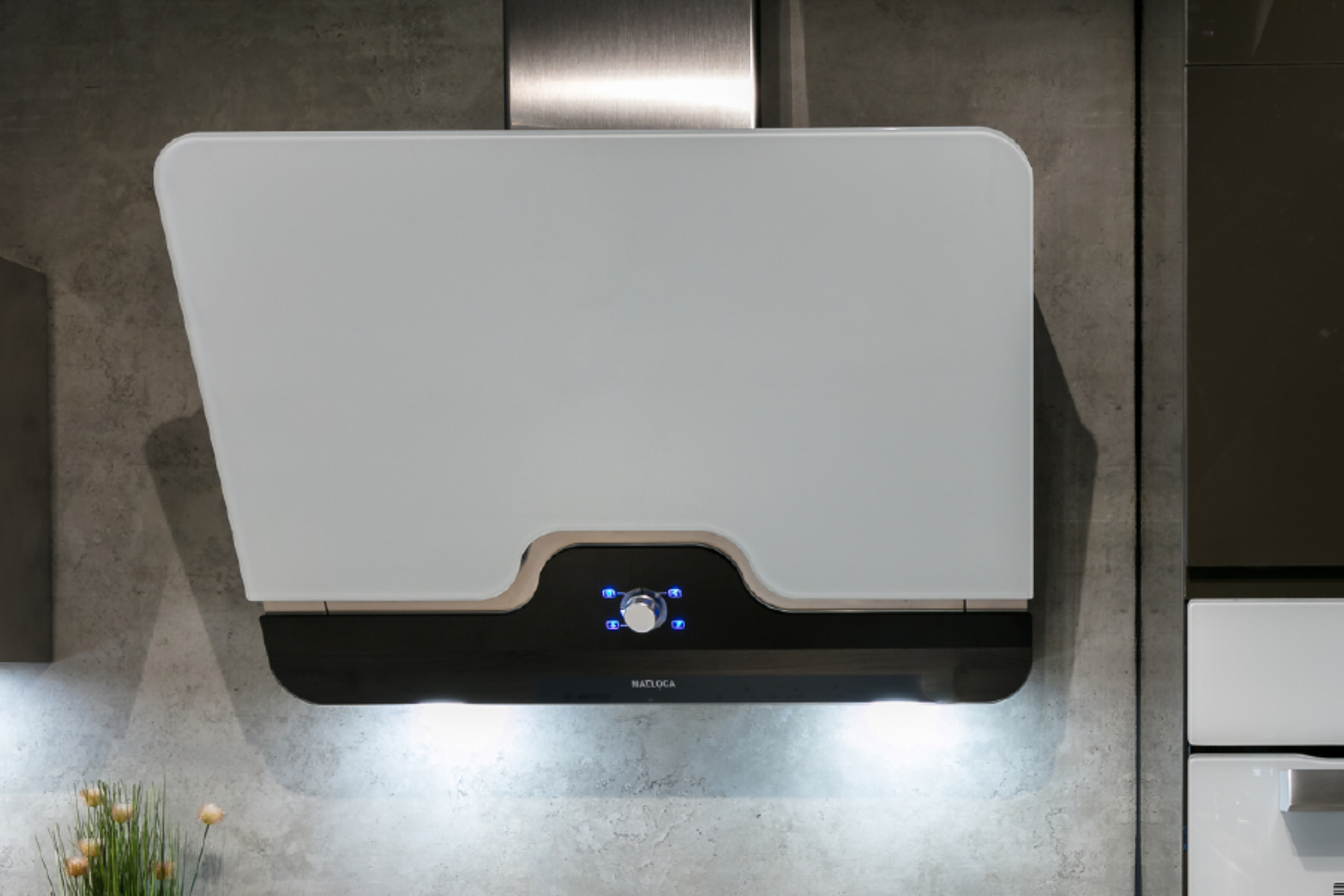 Máy hút mùi áp tường Malloca DRIVE F-152W