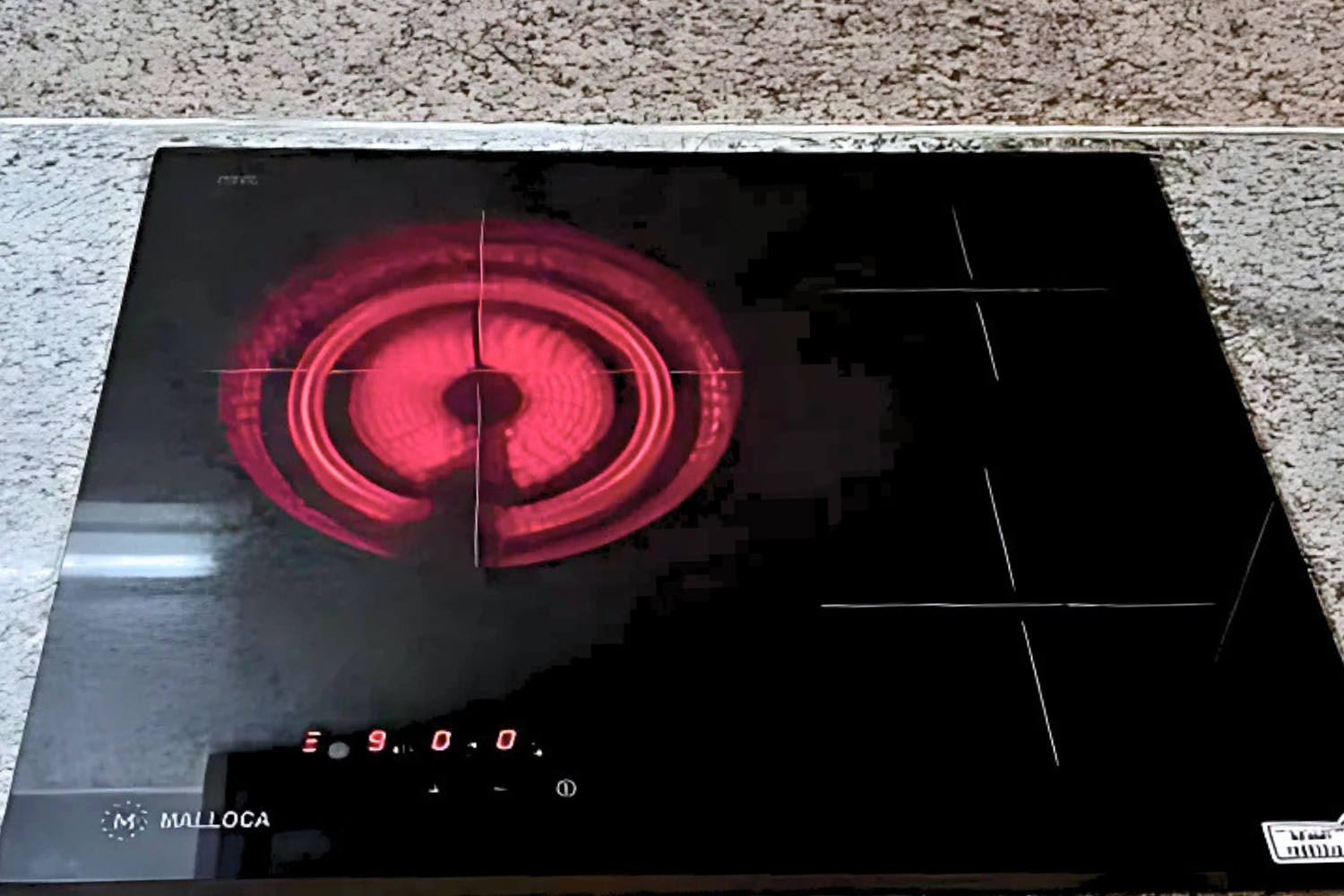 Bếp hồng ngoại Malloca MR 593