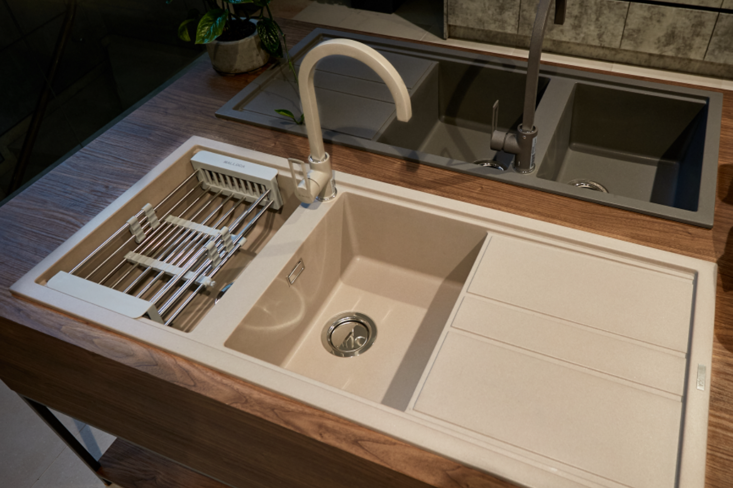 Chậu Rửa Bát 2 Hố Bằng Đá Granite Malloca BIANCO K-50062 | Màu Kem