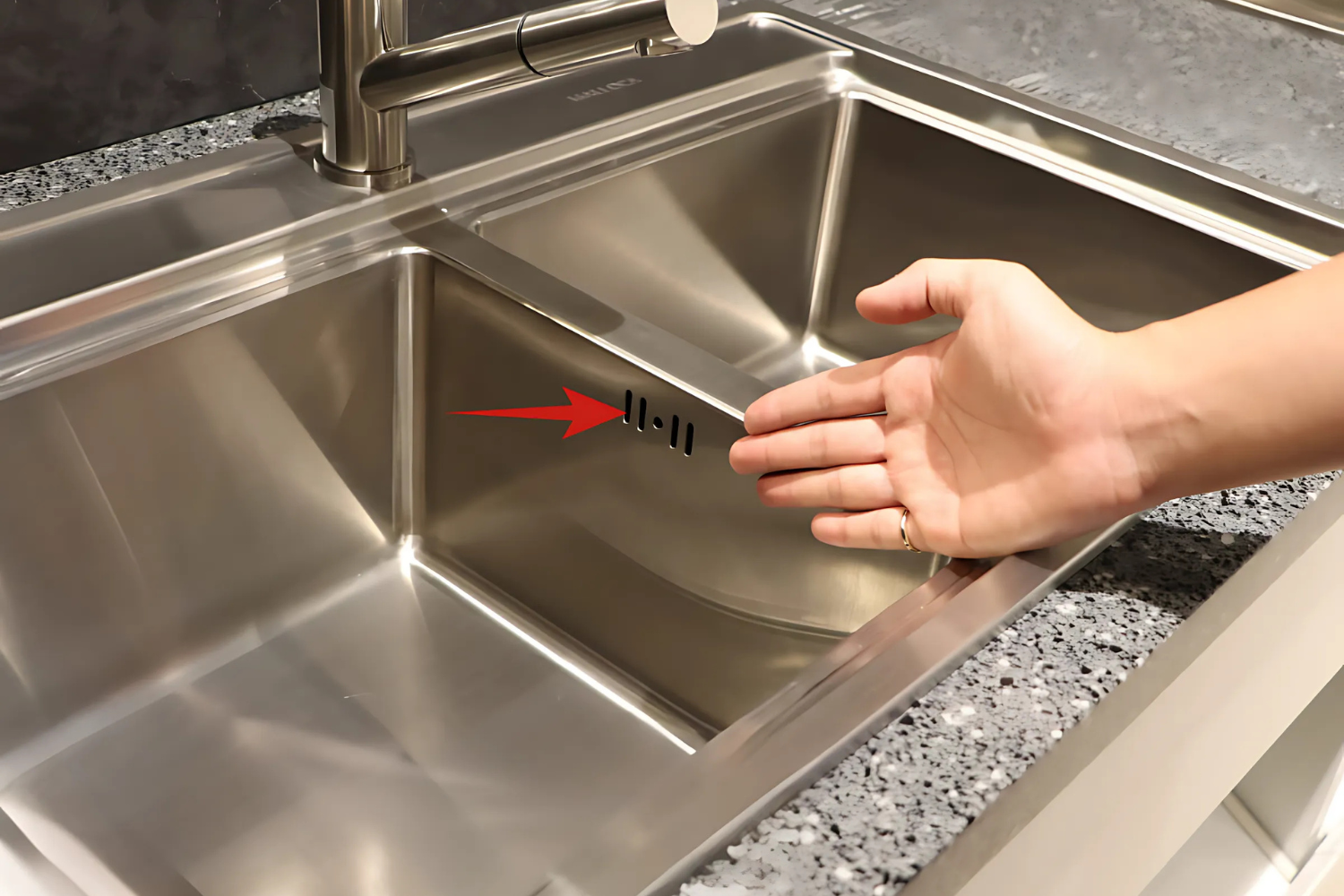 Máy Rửa Bát 2 Hố Inox 304 Malloca MS 8812