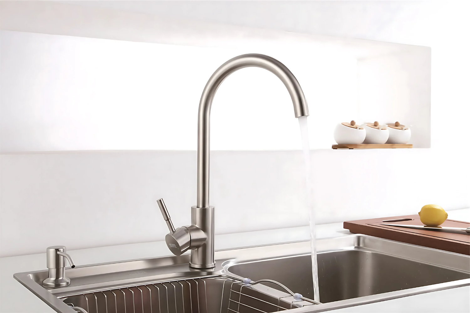 Vòi Rửa Bát Nóng Lạnh Dây Rút Eurosun SKYLAND S-K025S | Inox 304