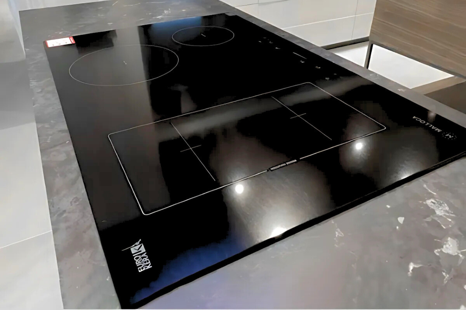 Bếp từ Malloca MH-04I BM