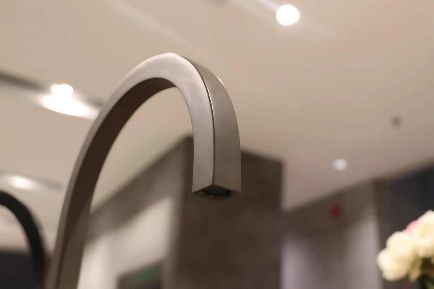 Vòi Rửa Bát Nóng Lạnh Malloca MF-073 | Đồng Thau Sơn Giả Đá, Màu Xám