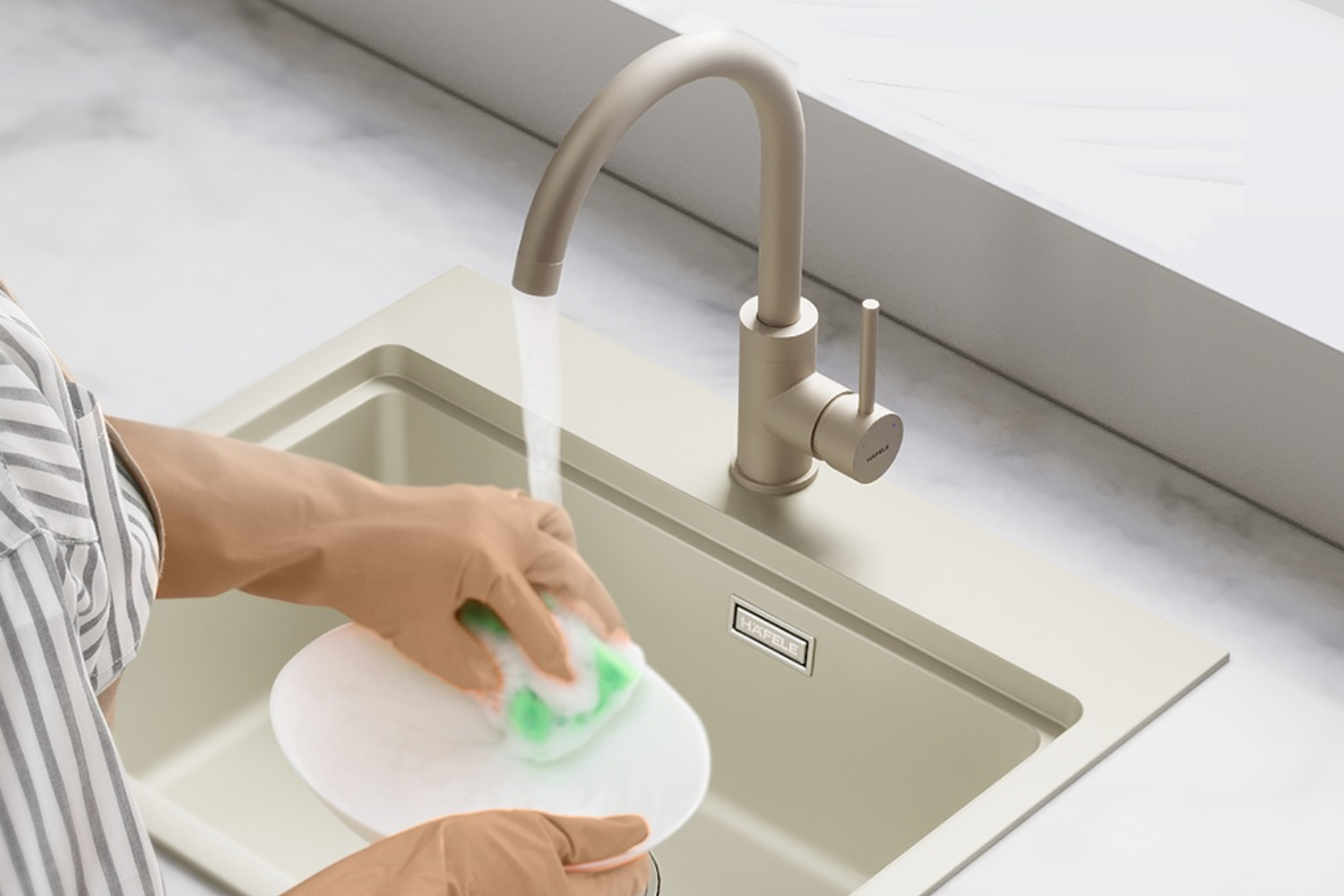 Vòi Rửa Bát Nóng Lạnh Hafele HT21-CH1F220C 577.56.200 | Đồng Sơn Giả Đá, Màu Kem