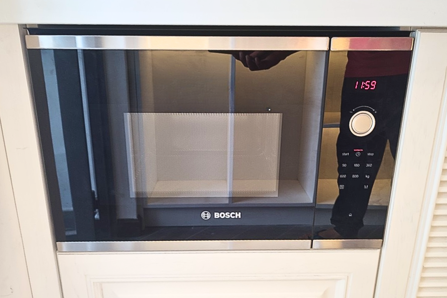 Lò Vi Sóng Có Nướng Bosch BEL554MS0B Series 6 | Lắp Âm 25 Lít