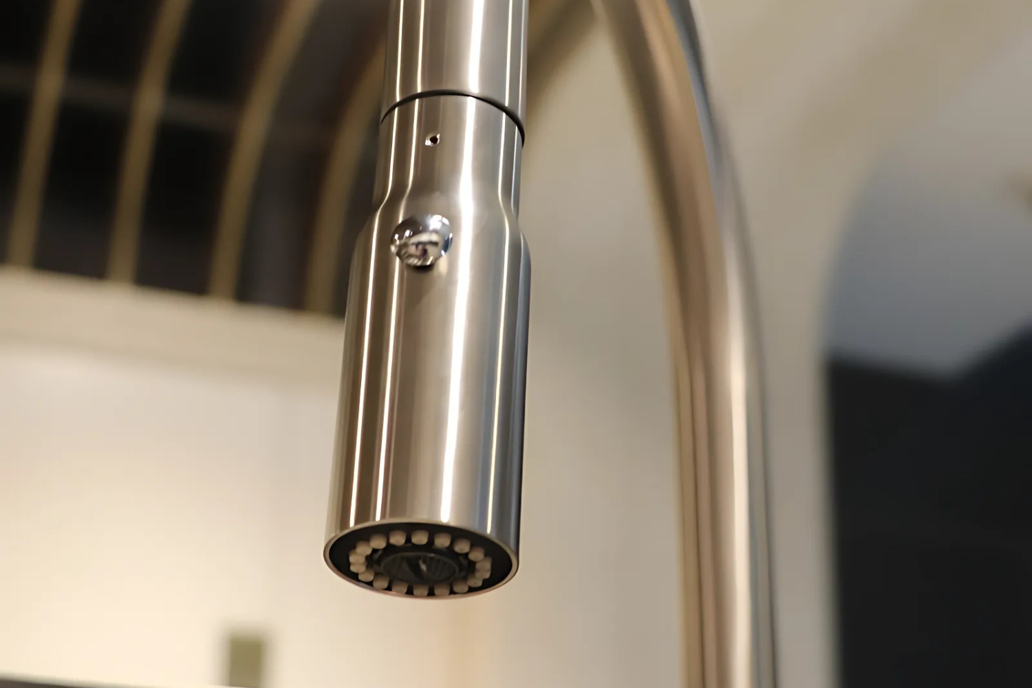 Vòi Rửa Bát Nóng Lạnh Dây Rút Malloca K046-SS | Inox 304