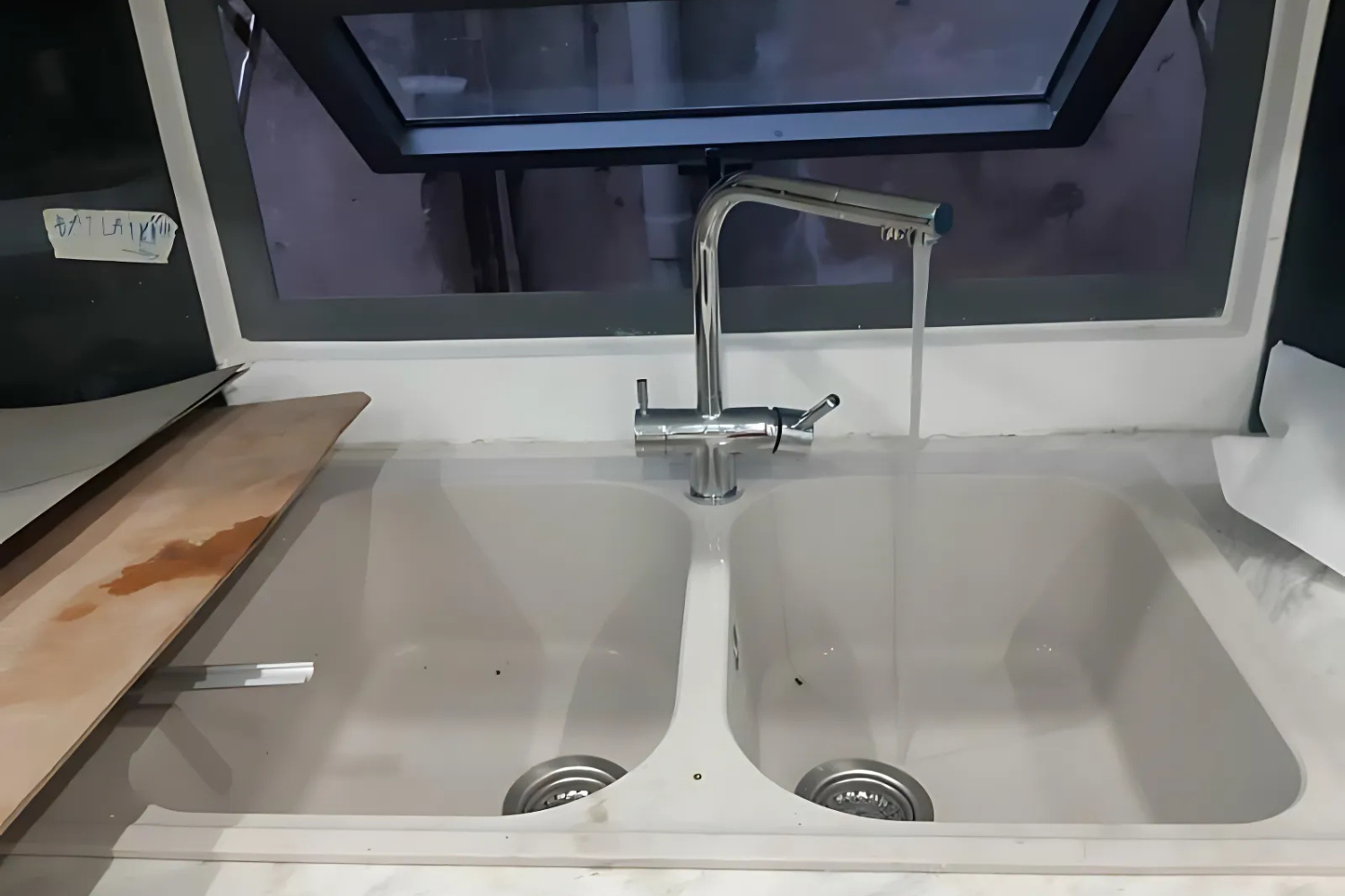 Vòi Rửa Bát 3 Đường Nước Hefele HT21-CH2F271 (577.55.210) | Đồng Thau Mạ Chrome