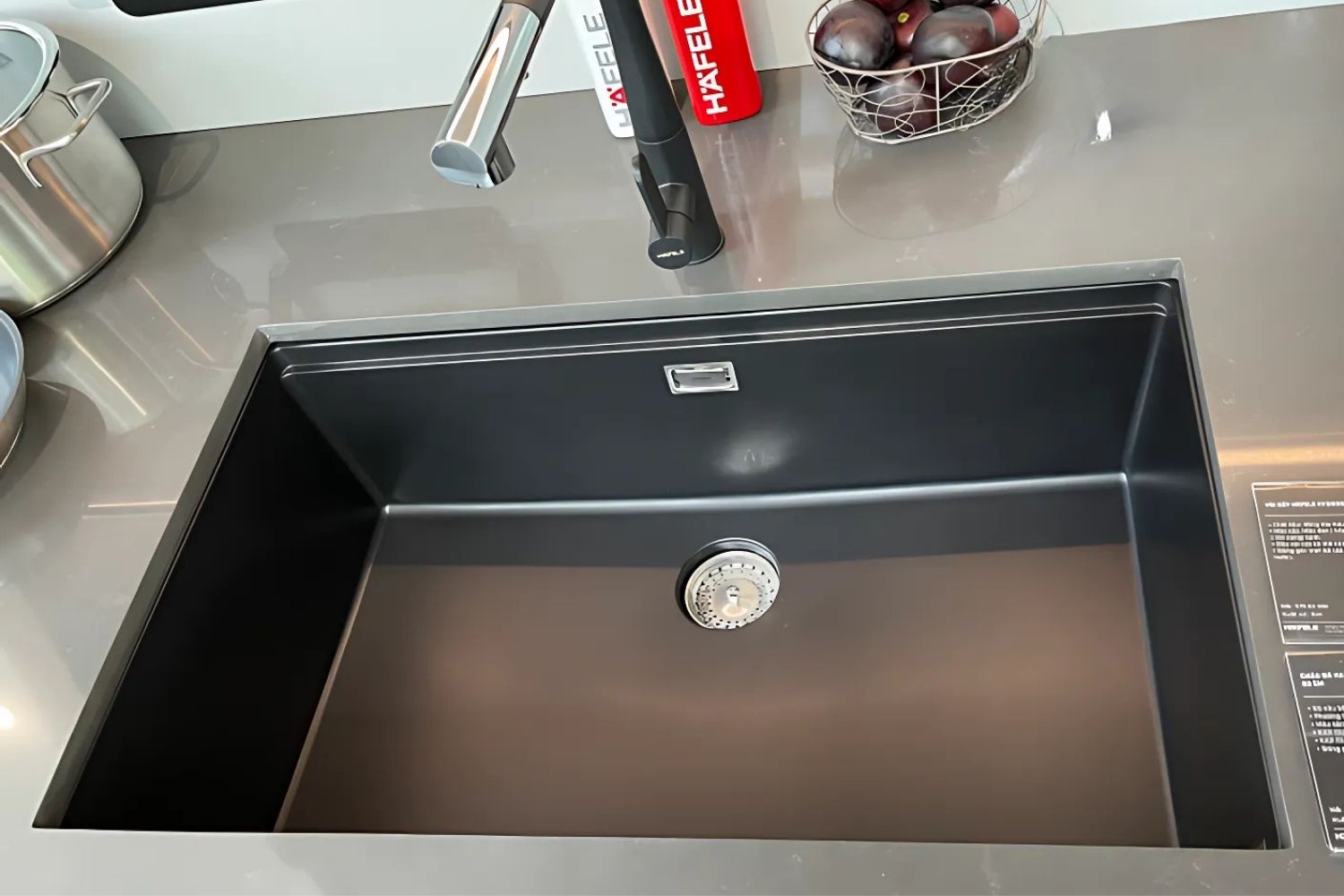 Chậu Rửa Bát 1 Hố Bằng Đá Granstone Hafele HS20-GEN1S80 (570.30.300) | Màu Đen