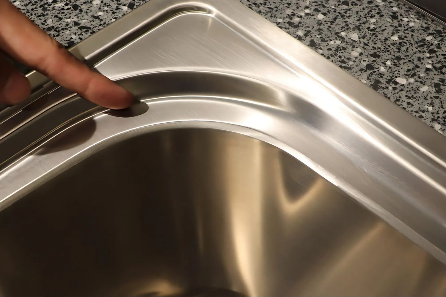 Chậu Rửa Bát 2 Hố Inox 304 Malloca MS 1011 NEW (ECO)