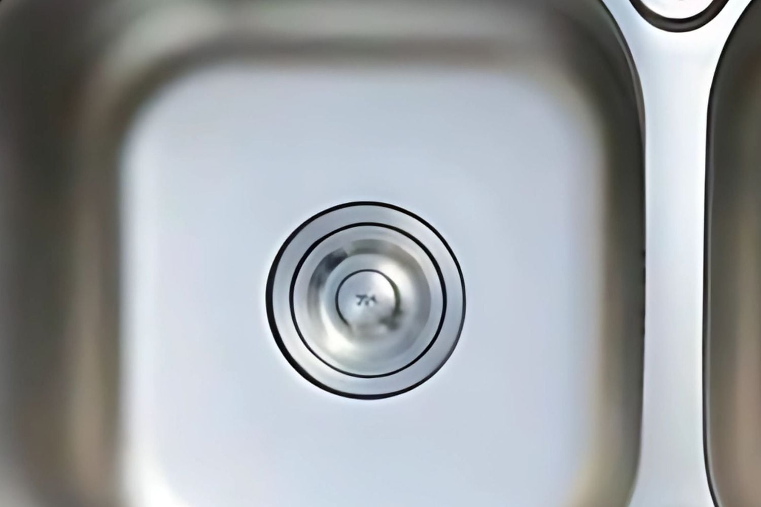 Chậu Rửa Bát 2 Hố Inox 304 Eurosun SKYLAND EU-10545S