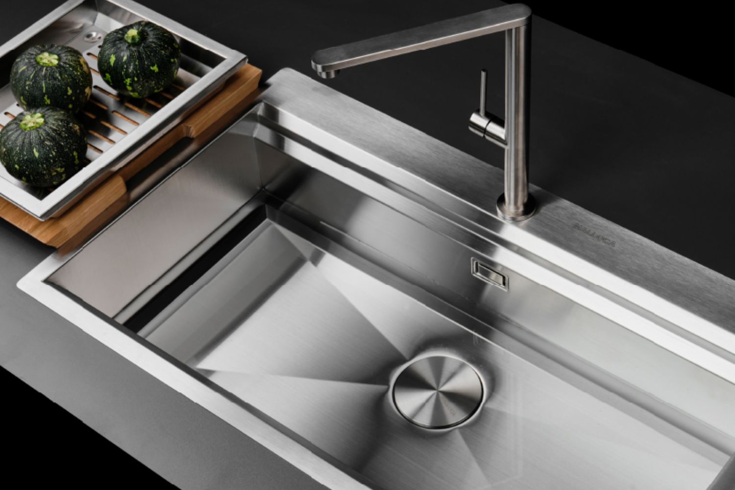 Chậu Rửa Bát 1 Hố Inox 304 Malloca Slide MS 861