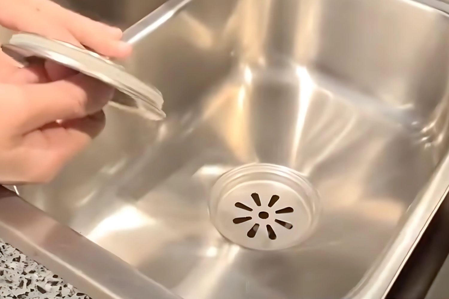 Chậu Rửa Chén 1 Hố Inox 304 Malloca MS 1022D