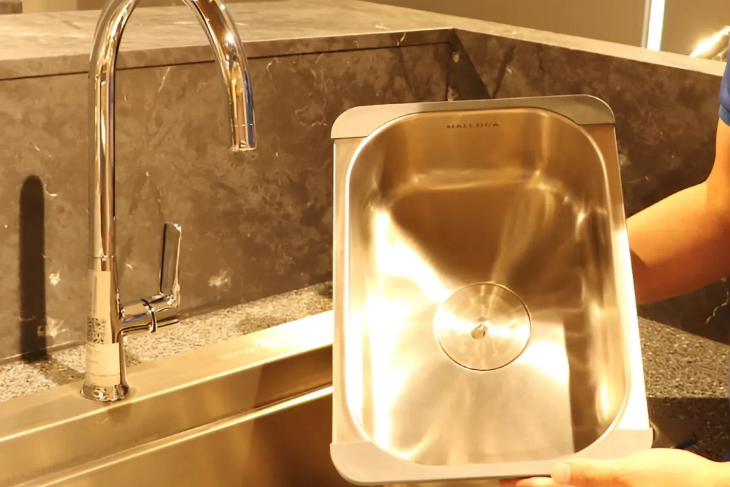 Chậu Rửa Chén 1 Hố Inox 304 Malloca MS 1022D