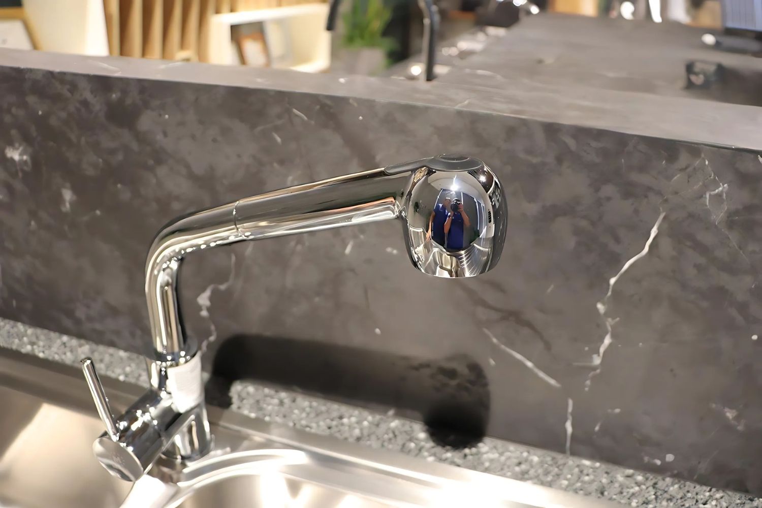 Vòi Rửa Bát Nóng Lạnh Dây Rút Malloca K119N9 | Đồng Thau Mạ Chrome