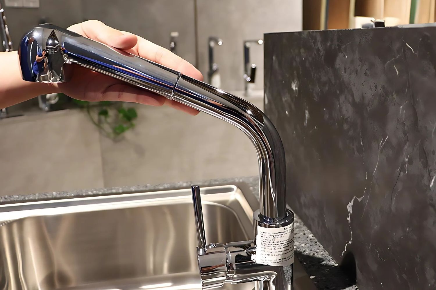 Vòi Rửa Bát Nóng Lạnh Dây Rút Malloca K119N9 | Đồng Thau Mạ Chrome