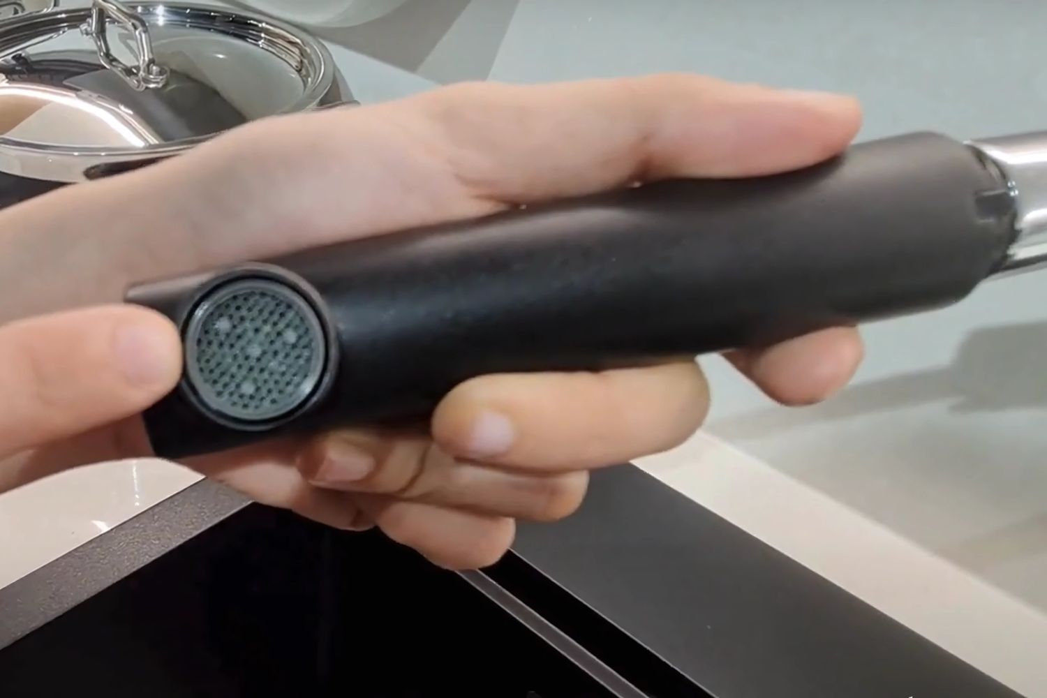 Vòi Rửa Bát Nóng Lạnh Dây Rút Hafele HT21-GH1P250 (577.55.390) | Đồng Thau Sơn Giả Đá, Màu Đen