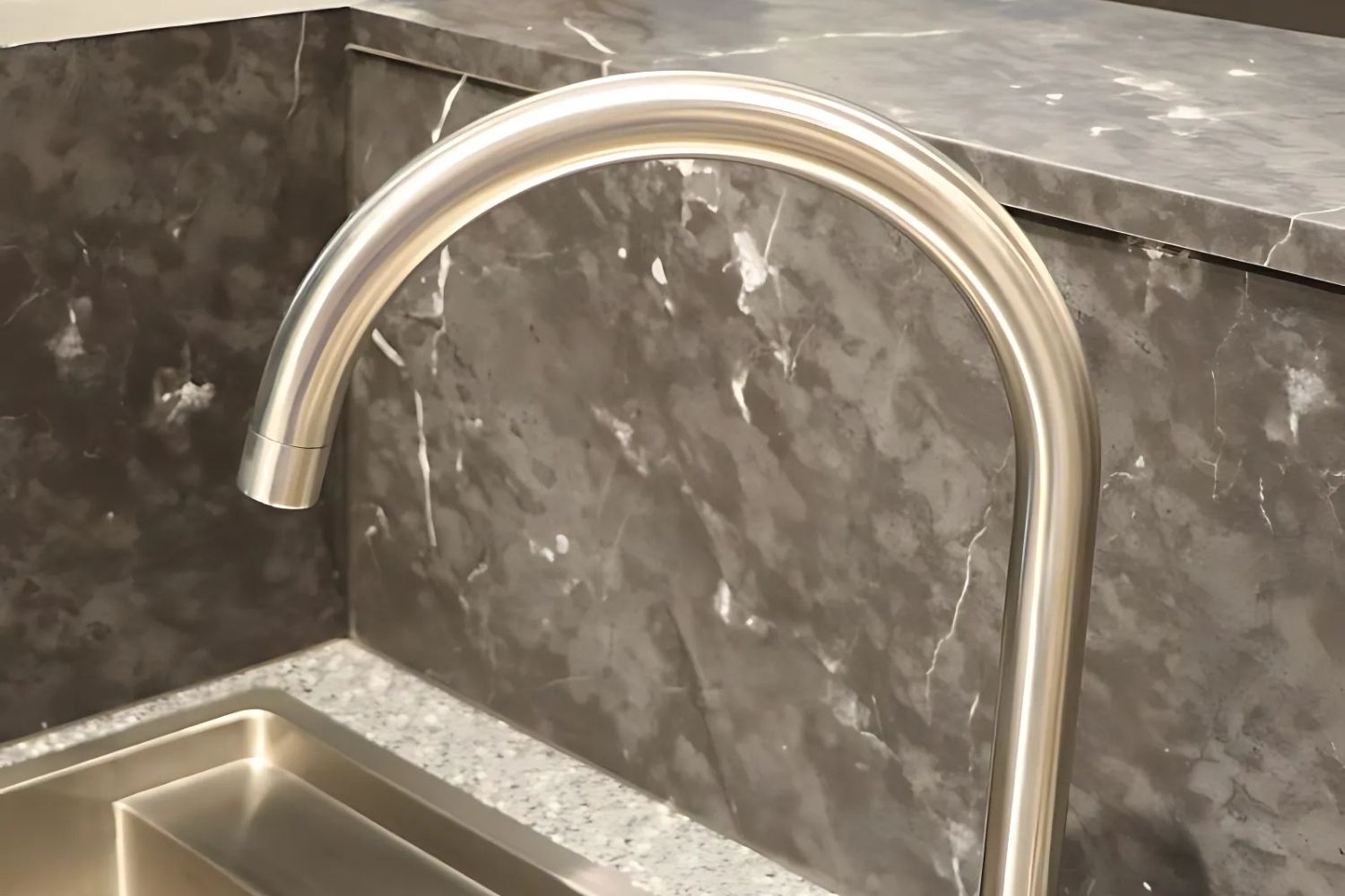 Vòi Rửa Bát Nóng Lạnh Malloca K569-SN | Inox 304 (ECO)