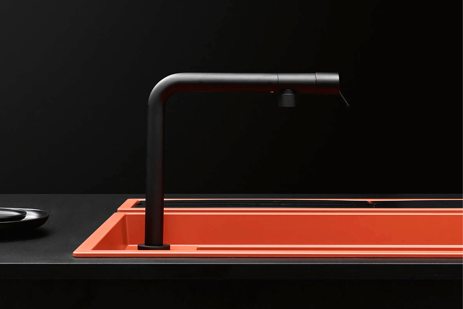 Ảnh Đại Diện Avatar Vòi Rửa Bát Nóng Lạnh Malloca MF-070 | Đồng Thau Sơn Giả Đá, Màu Đen