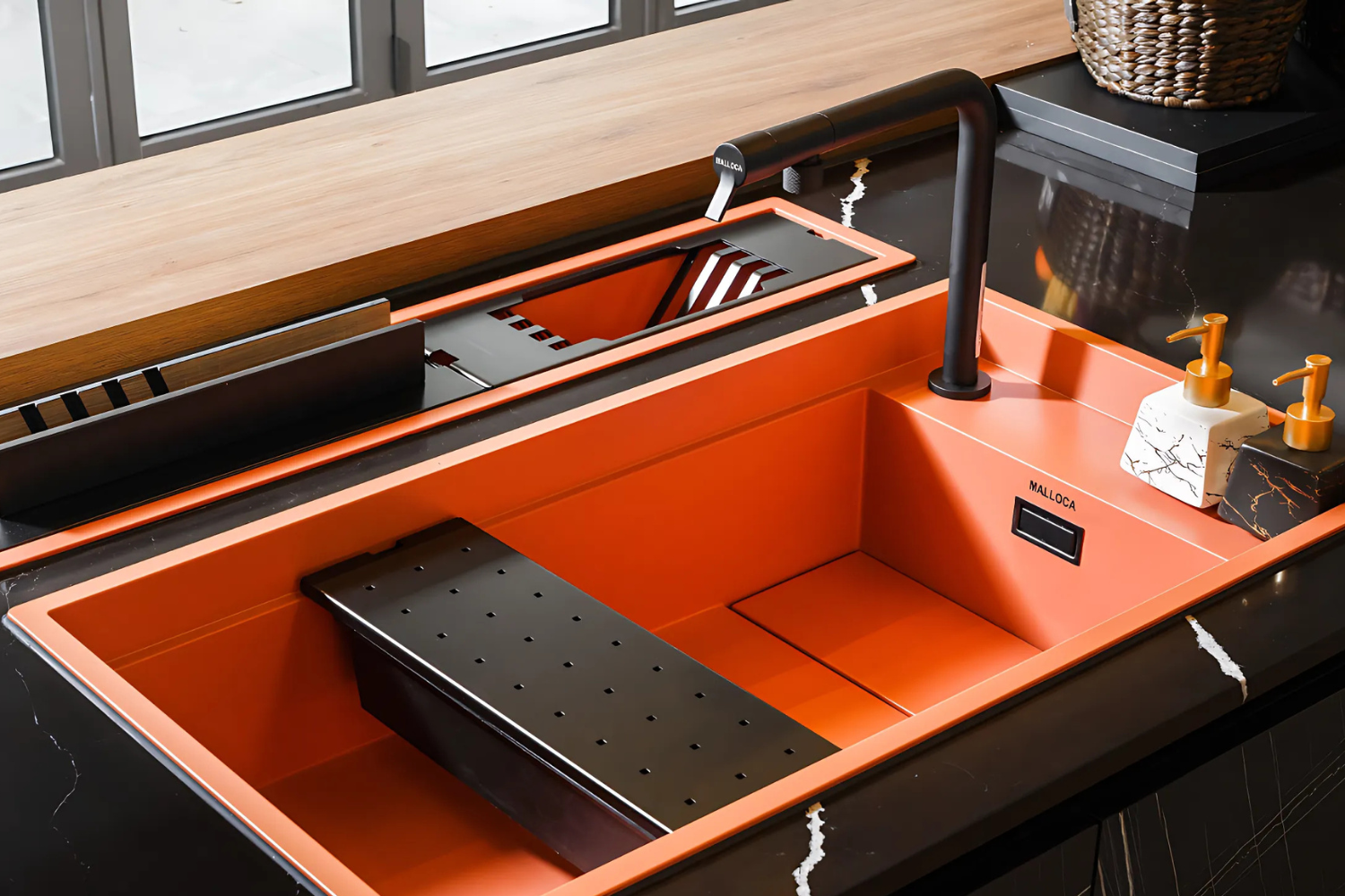 Ảnh Đại Diện Avatar Vòi Rửa Bát Nóng Lạnh Malloca MF-070 | Đồng Thau Sơn Giả Đá, Màu Đen