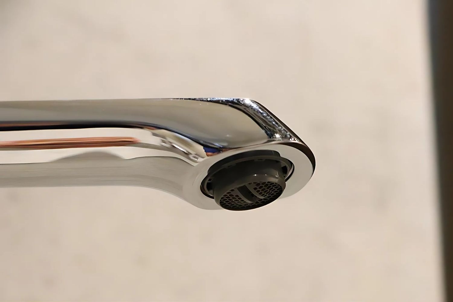 Vòi Rửa Chén Nóng Lạnh Malloca K82C | Đồng Thau Mạ Chrome