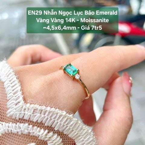 Nhẫn Ngọc Lục Bảo Emerald Vàng Vàng 14K - Moissanite ~4.5x6.4mm - EN29