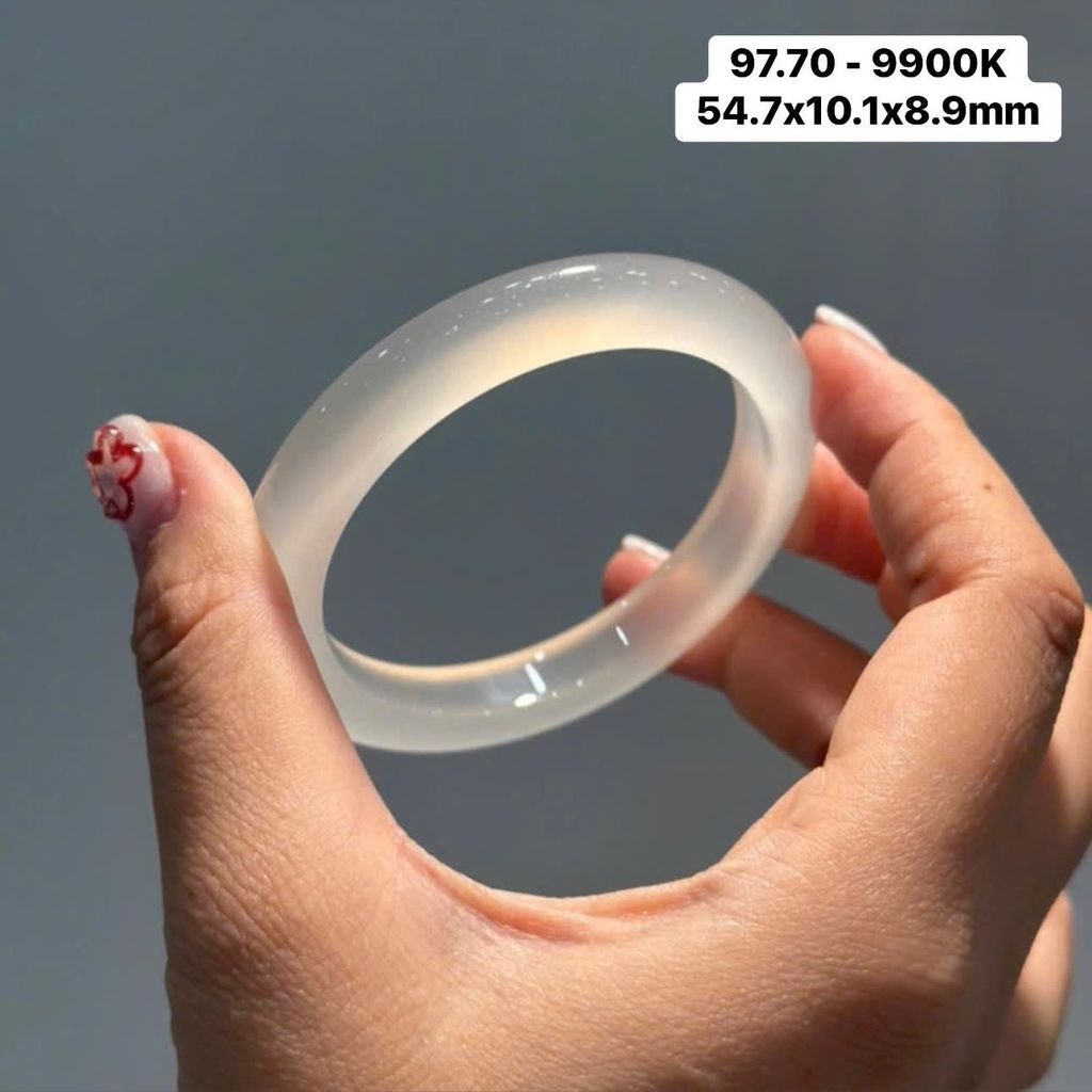 Vòng Hẹ Mã Não Chalcedony Bạch Nguyệt Quang 54.7mm 97.70