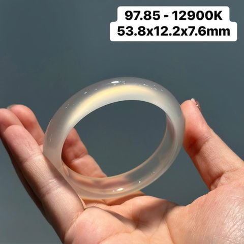 Vòng Hẹ Mã Não Chalcedony Bạch Nguyệt Quang 53.8mm 97.85