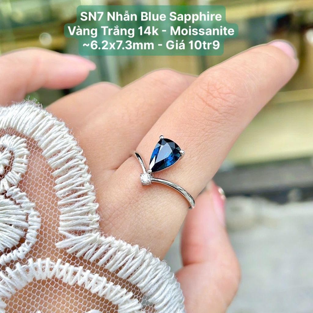 Nhẫn Blue Sapphire  Vàng Trắng 14k - Moissanite  ~6.2x7.3mm SN7