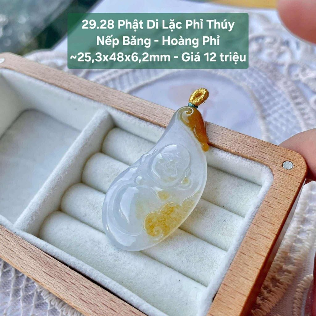 Phật Di Lặc Phỉ Thuý 29.28 ~ 25.3x48x6.2mm - Nếp Băng- Hoàng Phỉ