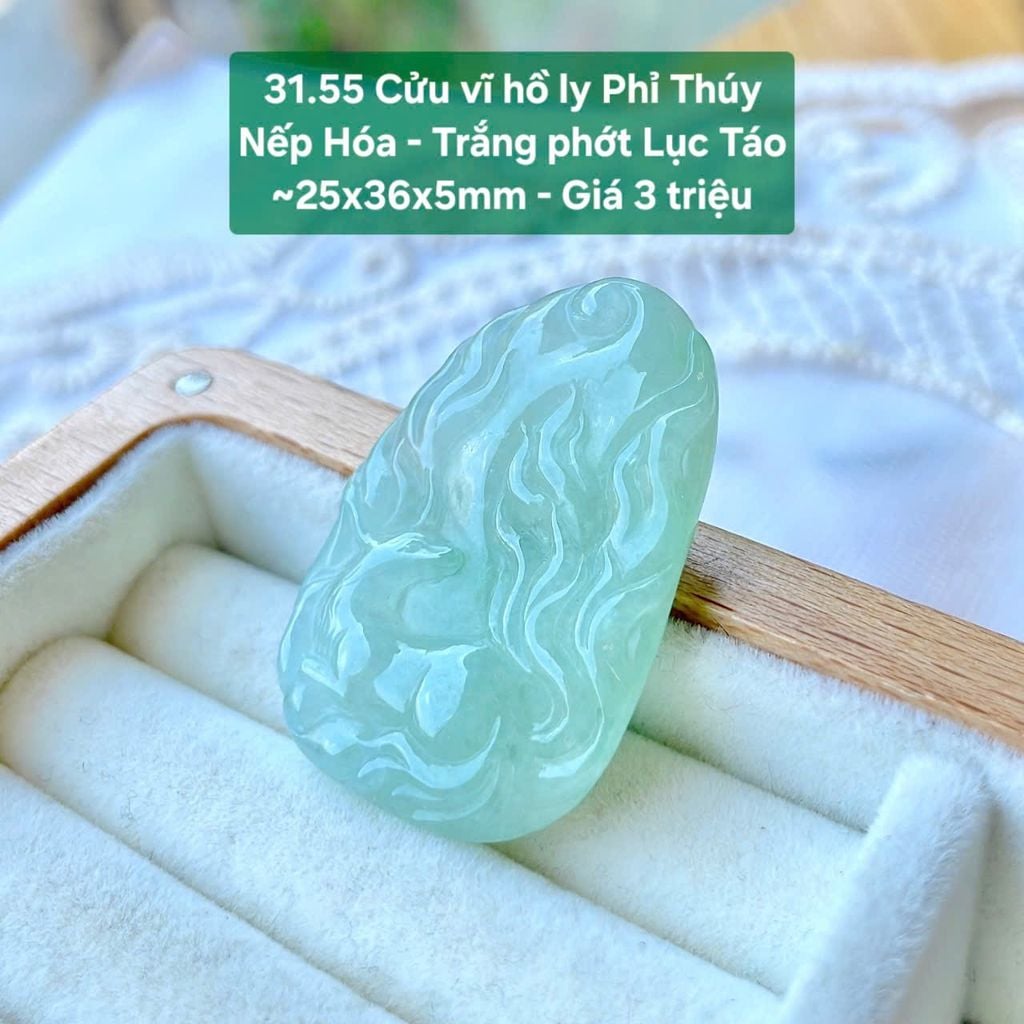 Cửu Vĩ Hồ Ly Phỉ Thuý Nếp Băng - Trắng Phớt Lục Táo - 31.55