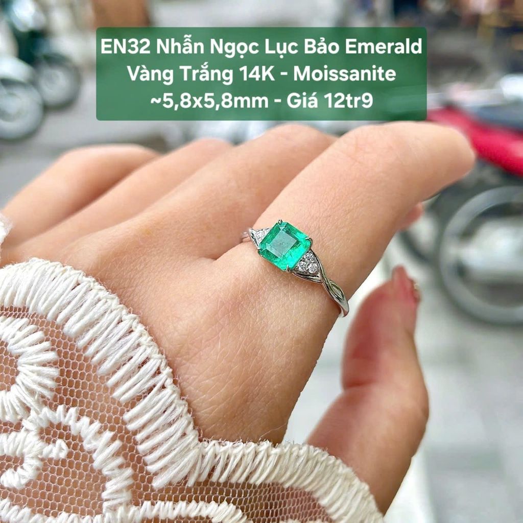 Nhẫn Ngọc Lục Bảo Emerald Vàng Trắng 14K - Moissanite ~5.8x5.8mm - EN32