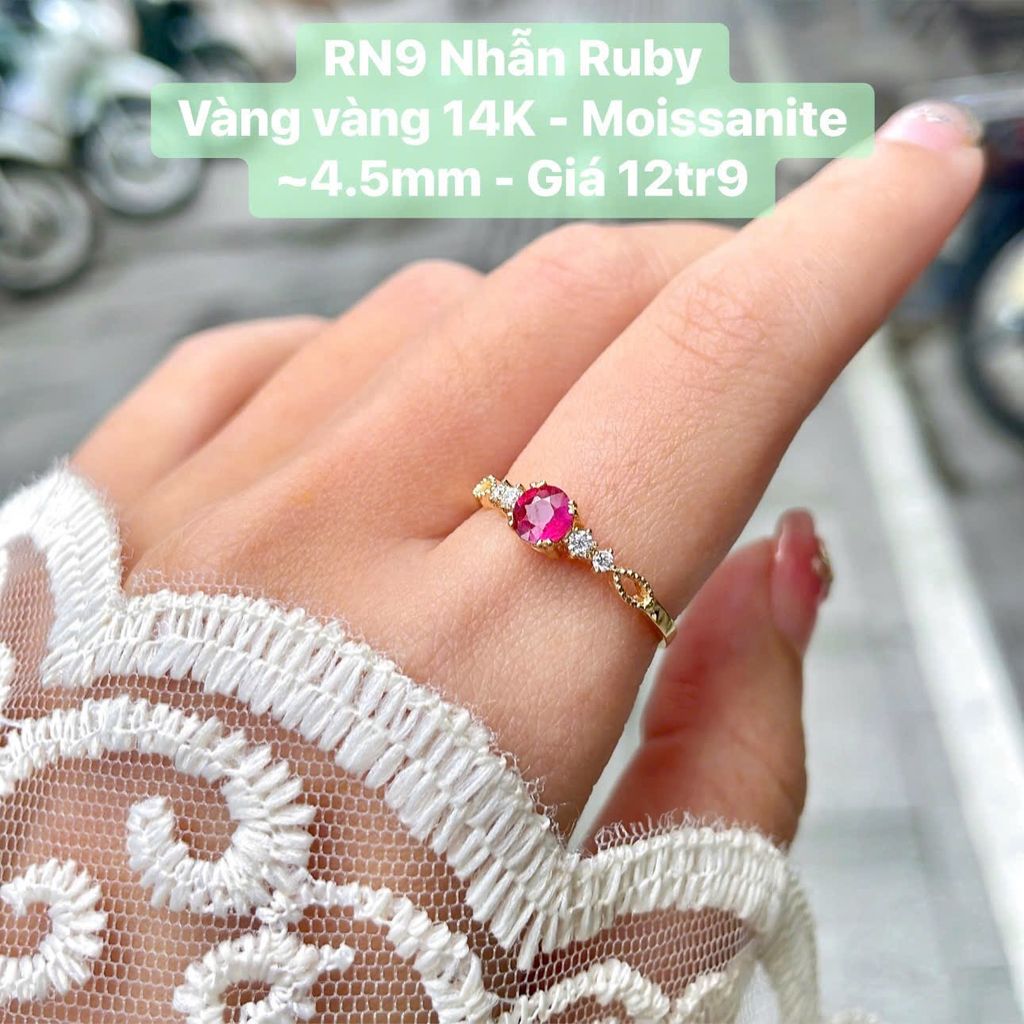 Nhẫn Ruby Vàng Vàng 14K - Moissanite ~4.5mm - RN9