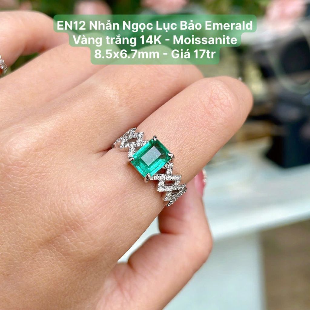 Nhẫn Ngọc Lục Bảo Emerald Vàng Trắng 14K - Moissanite ~8.5x6.7mm - EN12