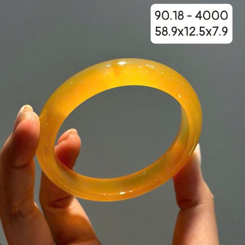 Vòng Hẹ Ngọc Tuỷ Chalcedony Vàng Hoàng Kim 58.9mm 90.18