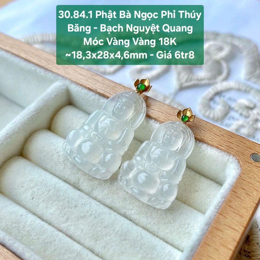 Phật Bà Ngọc Phỉ Thuý Jadeite A Băng Bạch Nguyệt Quang Móc Vàng Vàng 18k ~18,3x28x4,6mm 30.84.1