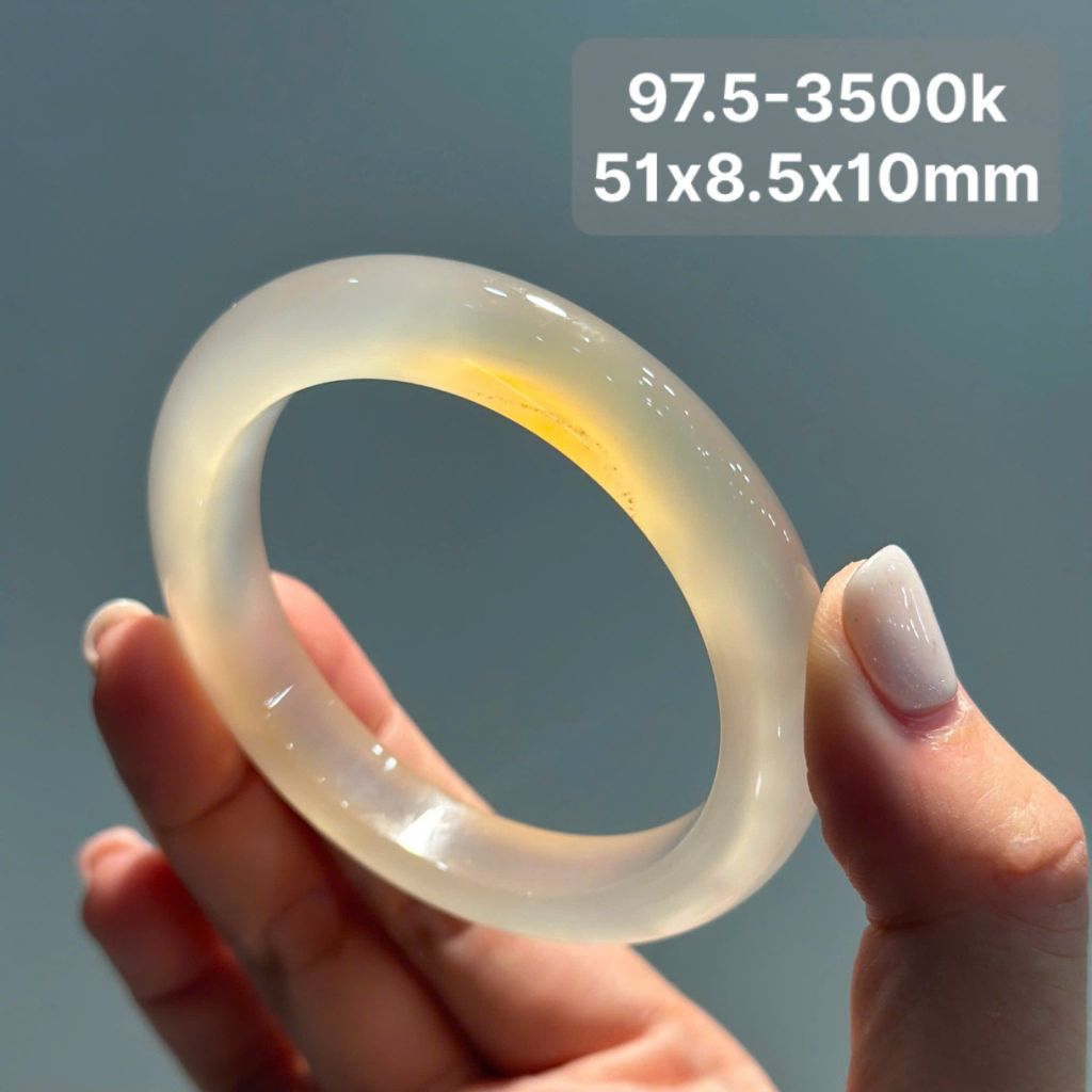 Vòng Hẹ Mã Não Chalcedony Vàng Hoàng Kim 51mm 97.5