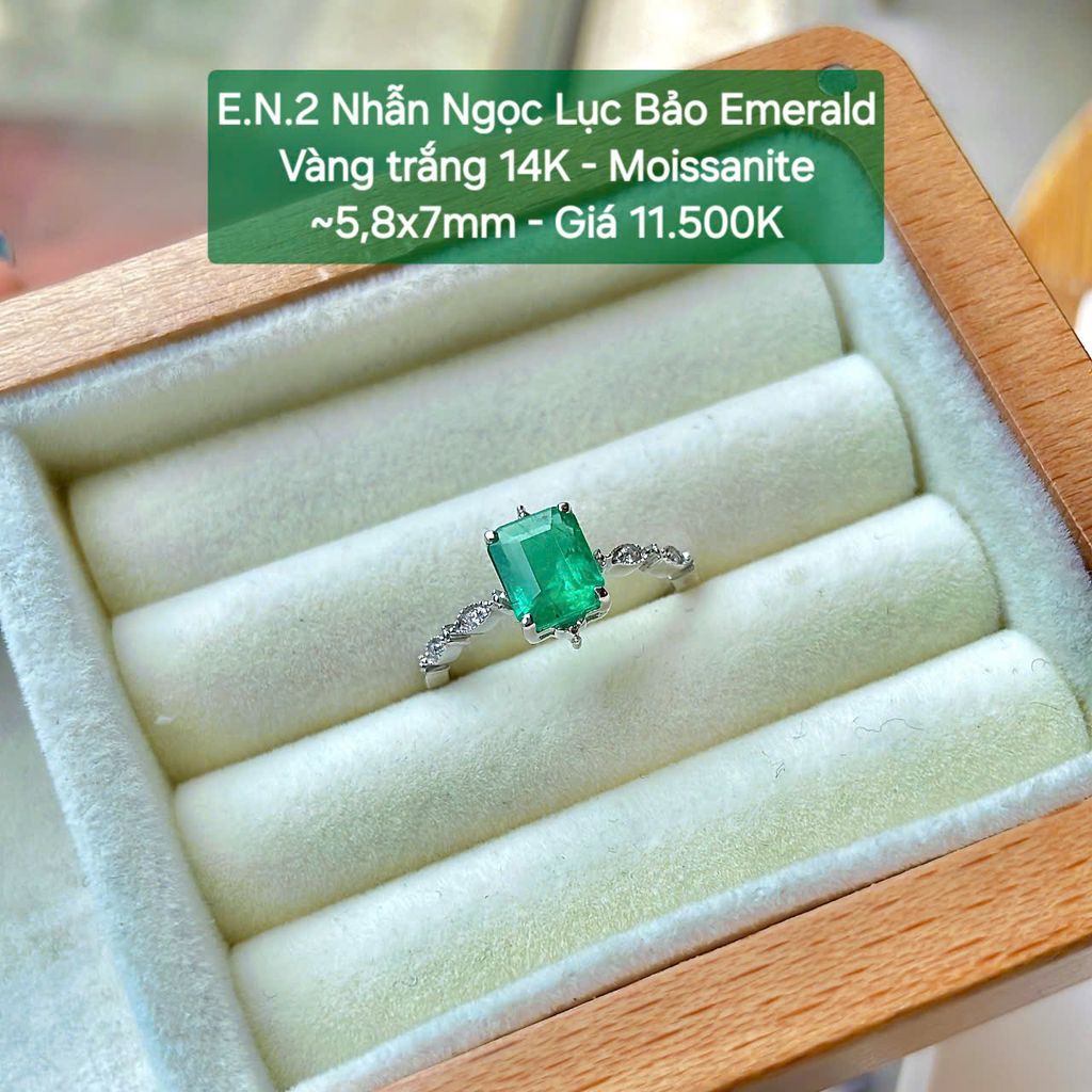 Nhẫn Ngọc Lục Bảo Emerald Rectangle Vàng Trắng 14K Moissanite EN2