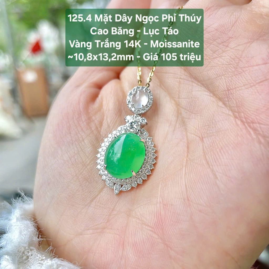 Mặt Dây Ngọc Phỉ Thúy Cao Băng - Lục Táo Vàng Trắng 14K - Moissanite ~10.8x13.2mm 125.4